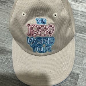 Taylor Swift The 1989 World Tour Official Baseball Hat